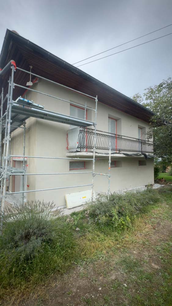 CjUKMVNuYXBjaGF0LzEzLjYwLjEuMCAoaVBob25lMTYsMTsgaU9TIDE4LjYuMjsgZ3ppcCkgAg==